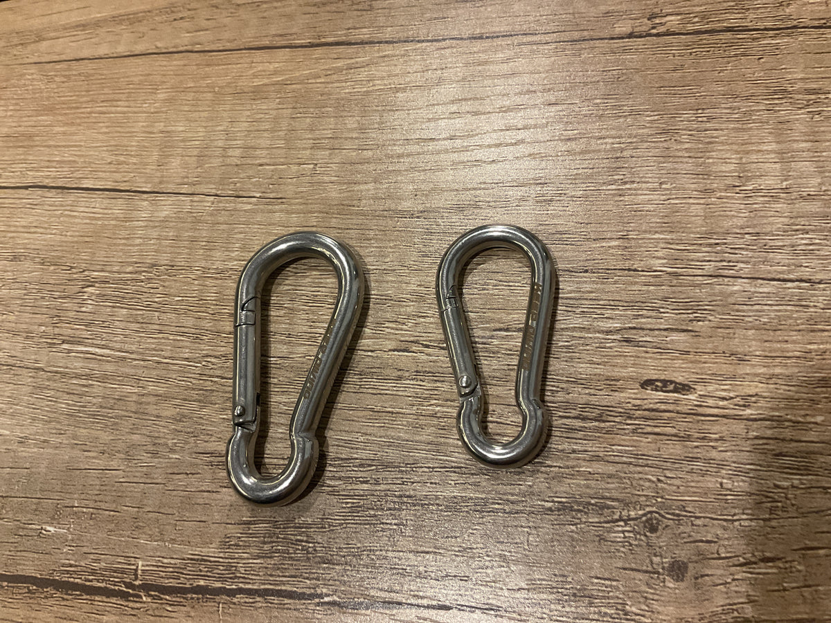 Keep diving carabiner